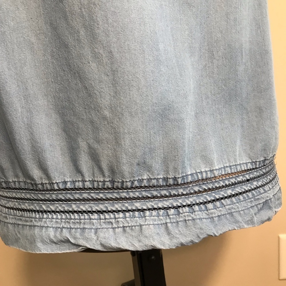 Chambray Off the Shoulder Dress - Size Medium - Standard Grace - Picture 7 of 9